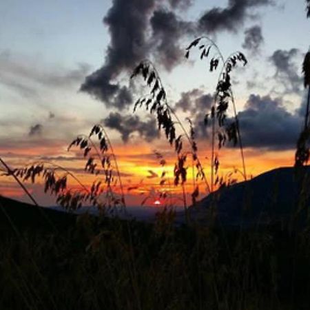 In Sicilia Da Ciro Acomodação com café da manhã Vita Exterior foto
